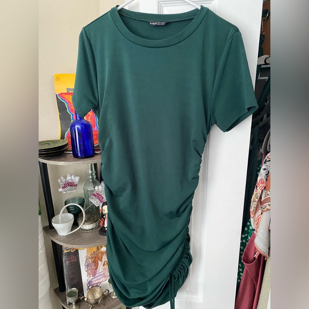 Green t shirt dress